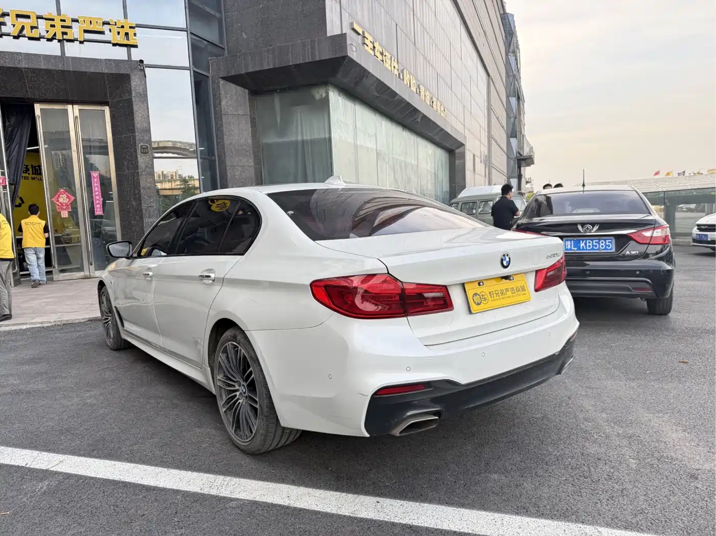 BMW 5 Series 2018 530Li Leading M Sport Package фото 7