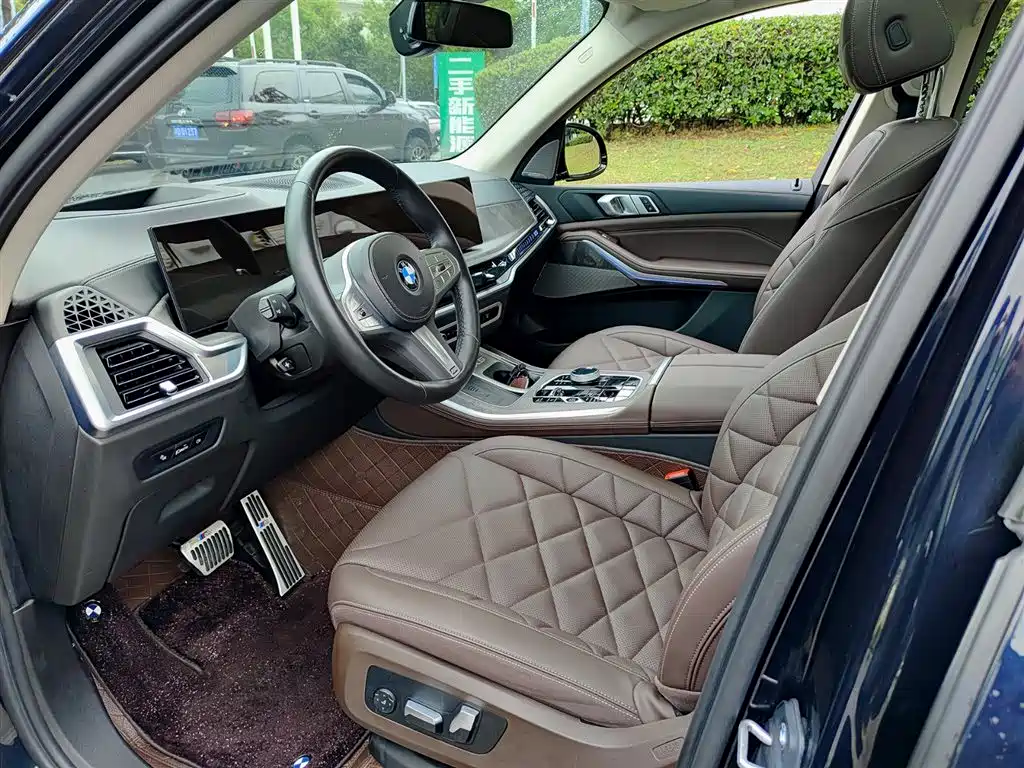 BMW X5 2023 xDrive 30Li Premium M Sport Package фото 7