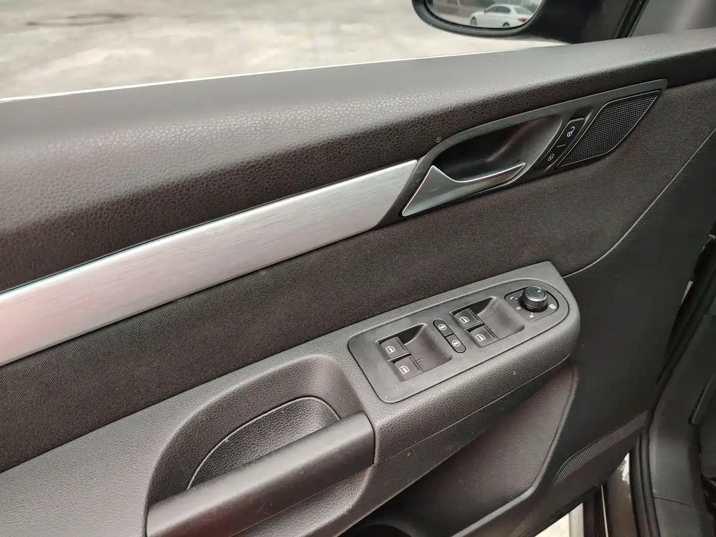 Volkswagen Sharan 2016 380TSI Comfort 7-seater фото 17