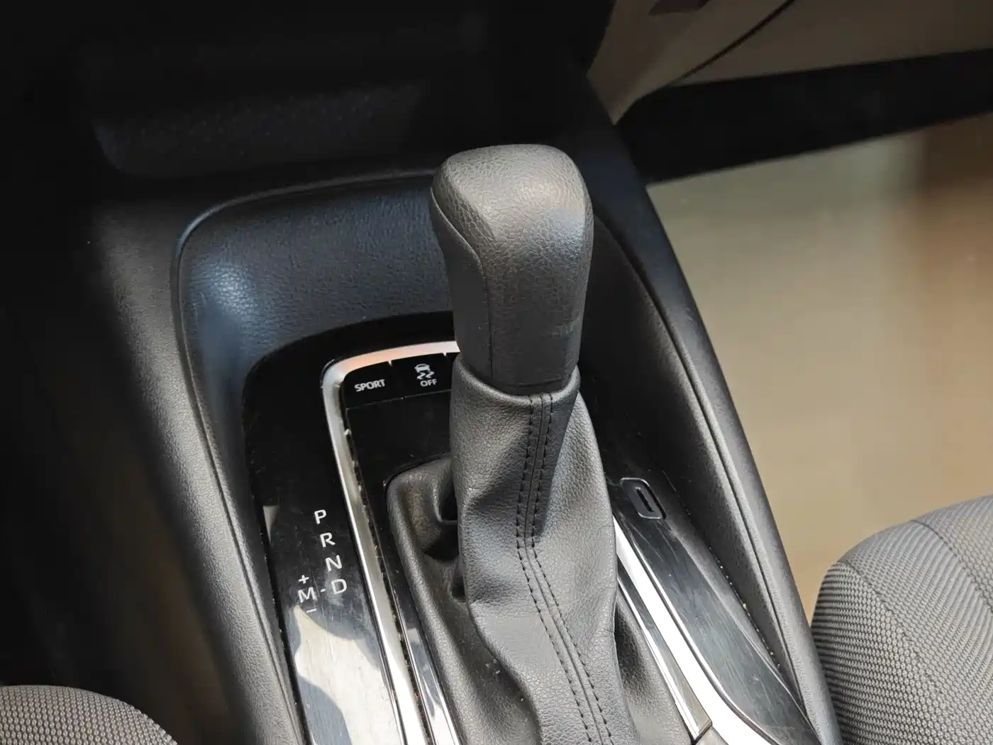 Toyota Levin 2022 TNGA 1.5L CVT Progressive Edition фото 18