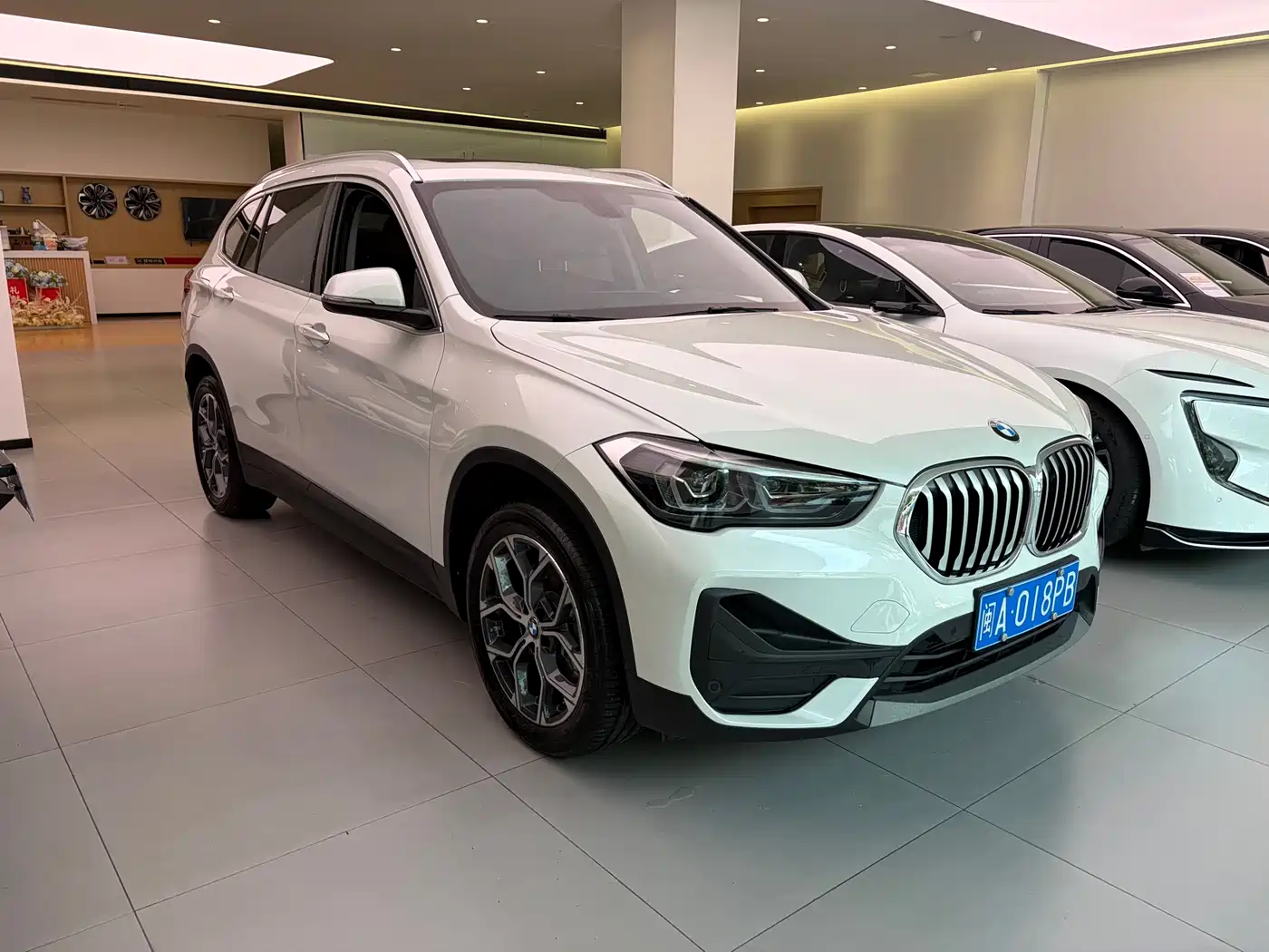 BMW X1 2022 sDrive25Li Leading фото 2