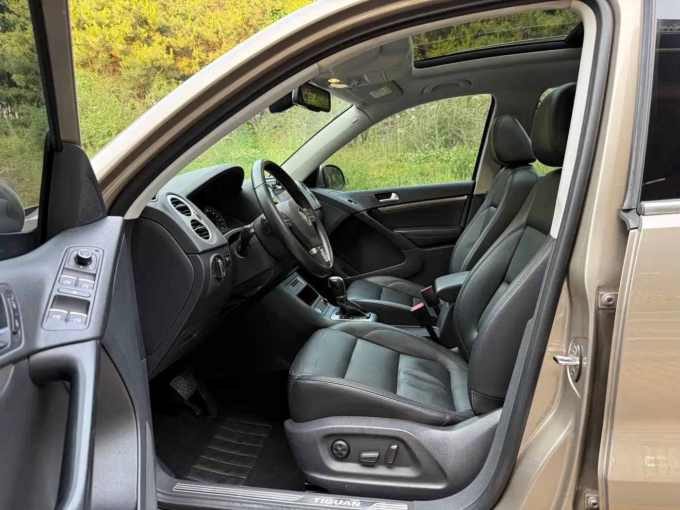 Volkswagen Tiguan 2015 1.8TSI Automatic 2WD Highline фото 7
