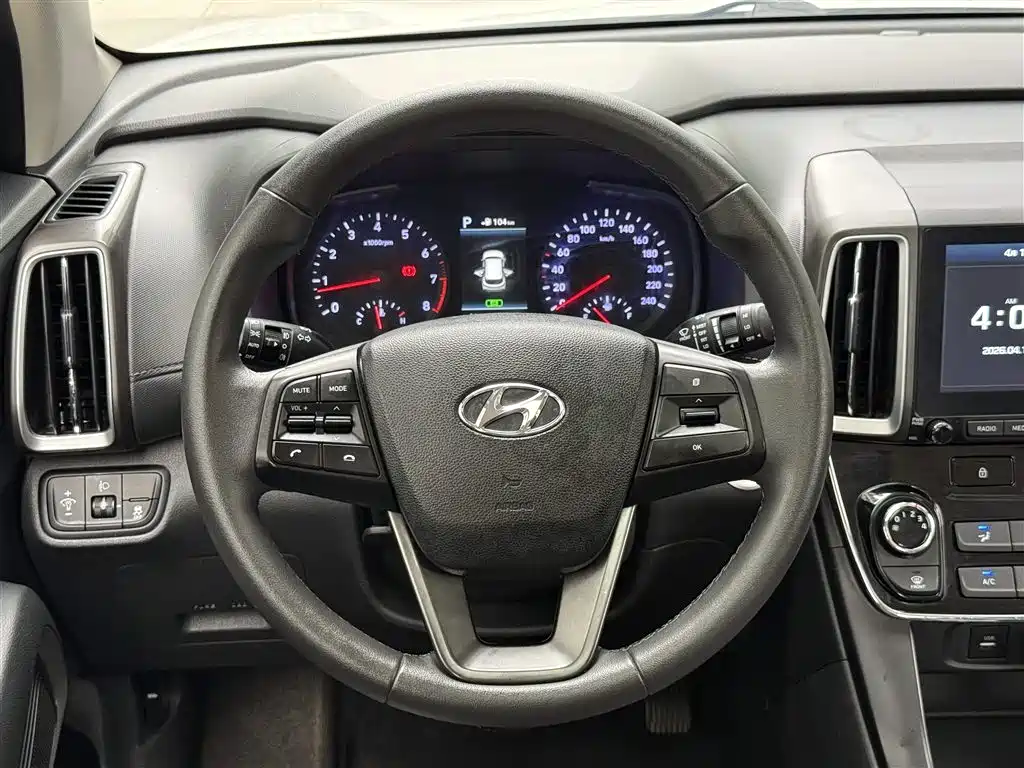 Hyundai Beijing Hyundai ix35 2019 2.0L Automatic 2WD Zhiyong·Smooth Enjoy China VI фото 27