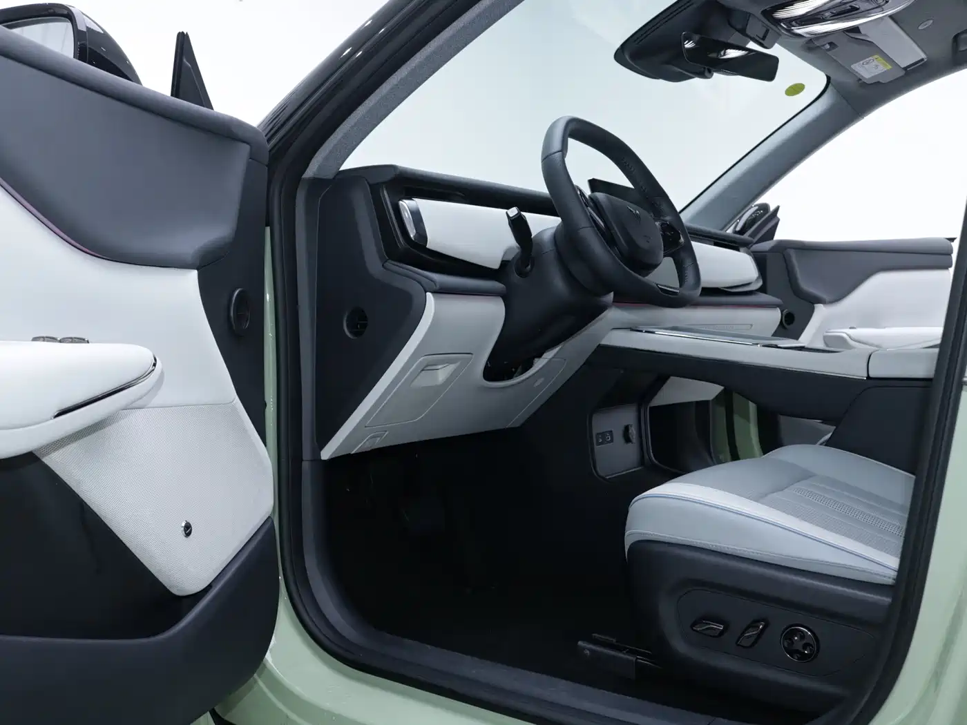 Voyah Auto Voyah Zhiyin 2024 Long Range Smart Edition фото 4