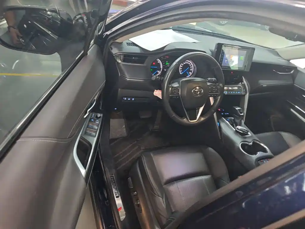 Toyota Lingfang HARRIER 2022 2022 Hybrid 2.5L CVT 2WD Luxury Edition