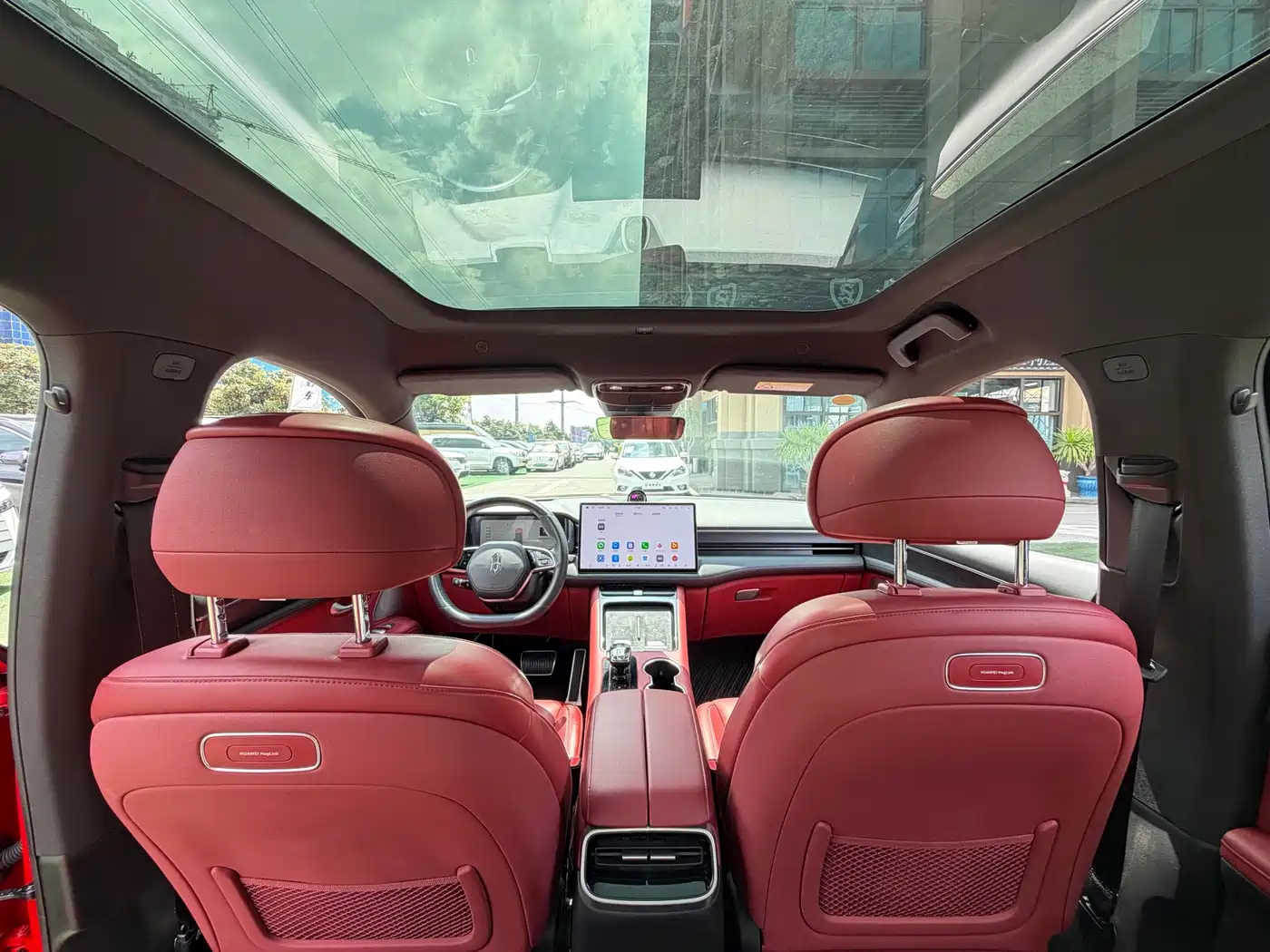 AITO Wenjie AITO M5 2024 Extended Range Max RS AWD Advanced Smart Driving Edition фото 8