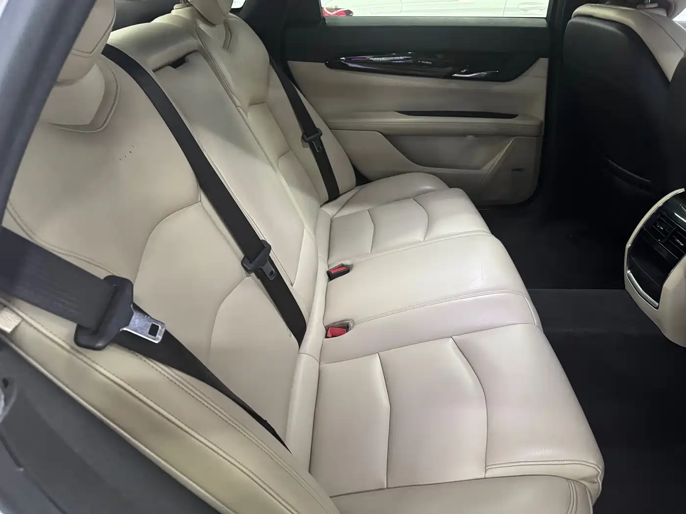Cadillac CT6 2019 28T Fashion Model фото 8