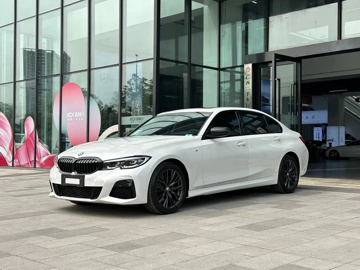 BMW 3 Series 2020 325Li M Sport Black Night Package