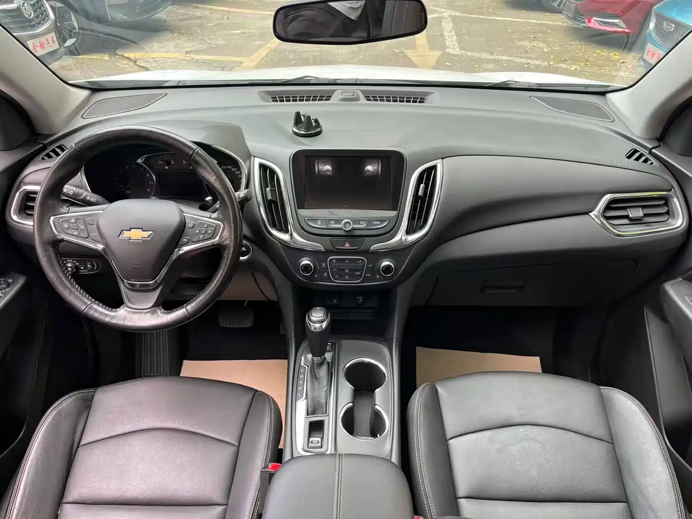 Chevrolet Equinox 2017 550T Automatic 4WD Pioneer Edition фото 11