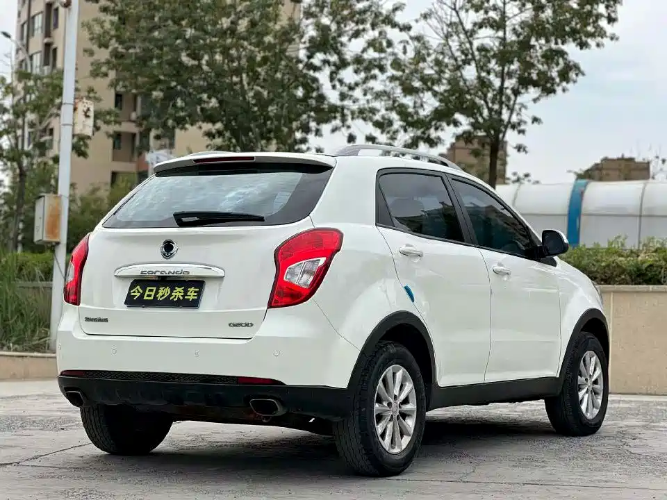 SsangYong Korando 2014 2014 2.0L Gasoline 2WD Automatic Luxury Navigation Edition