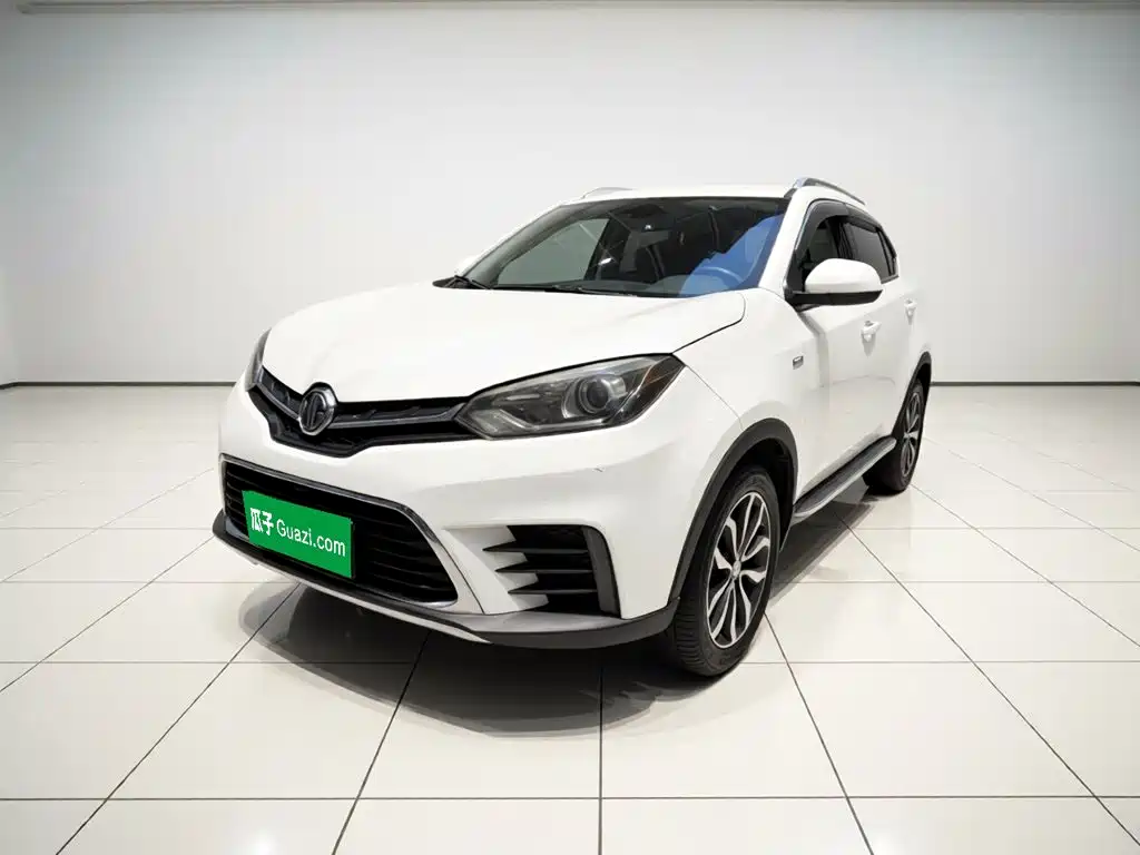 Фото 1 - MG Roewe RX5