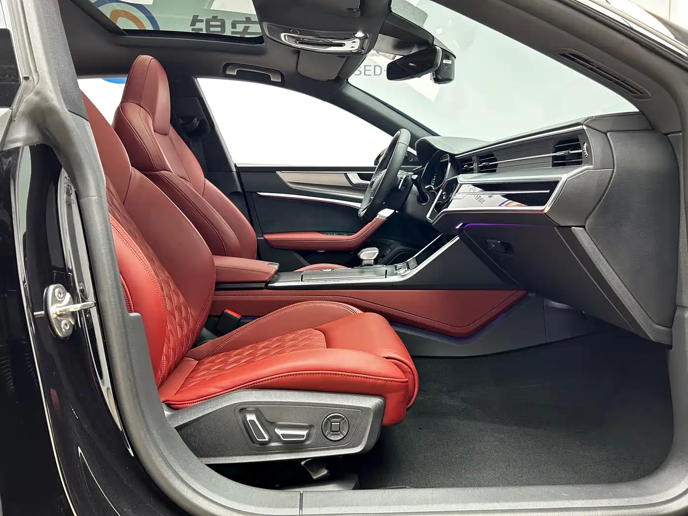 Audi A7L 2024 45 TFSI quattro S-line Black Warrior Edition фото 19