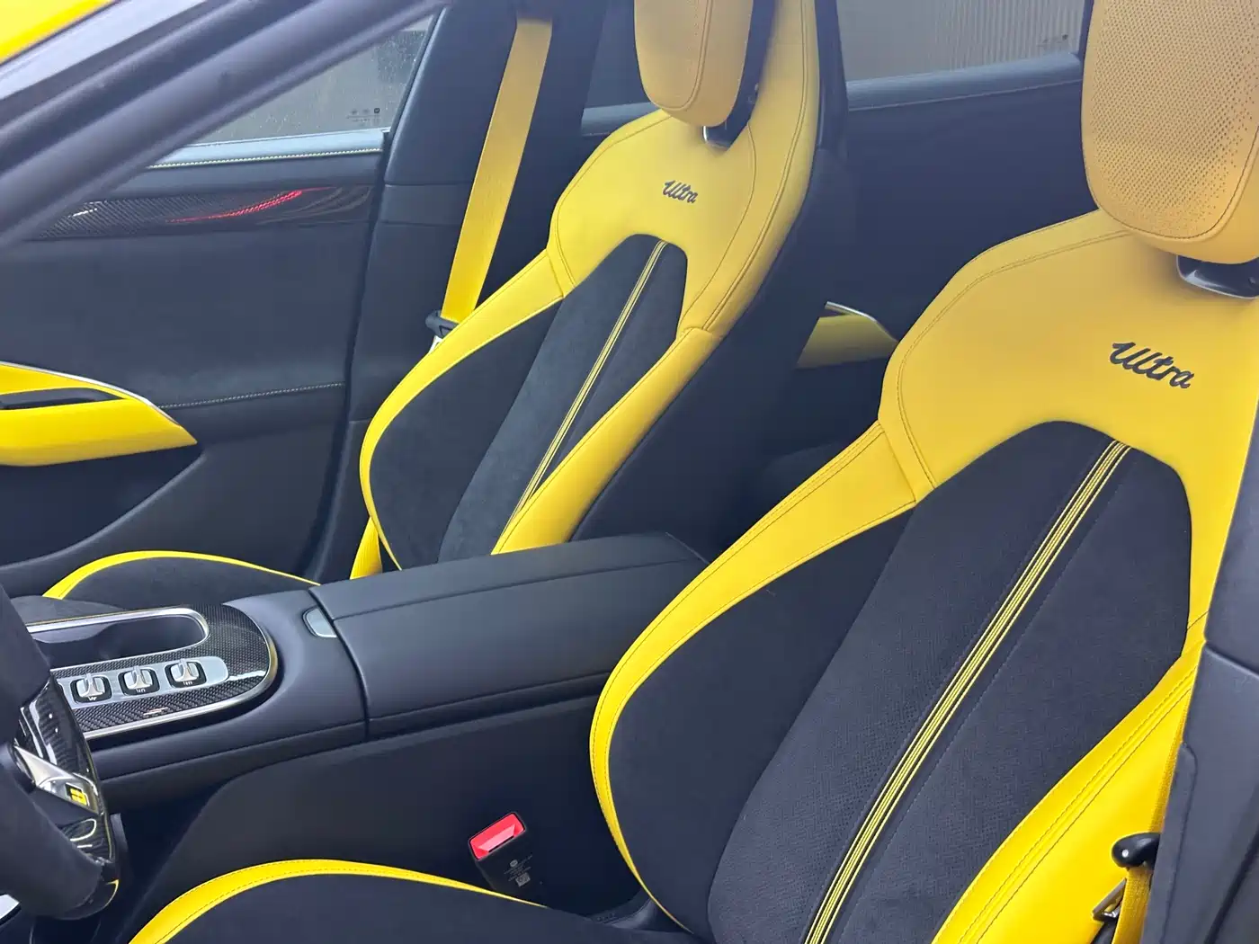 XIAOMI CAR XIAOMI SU7 ULTRA