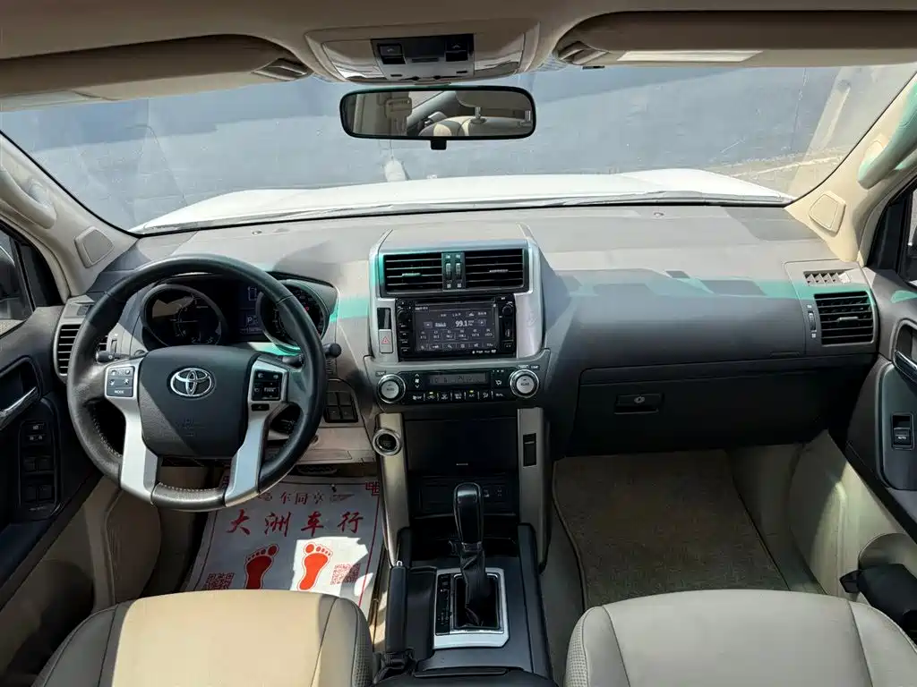 Toyota Prado 2010 4.0L Automatic TX-L фото 25