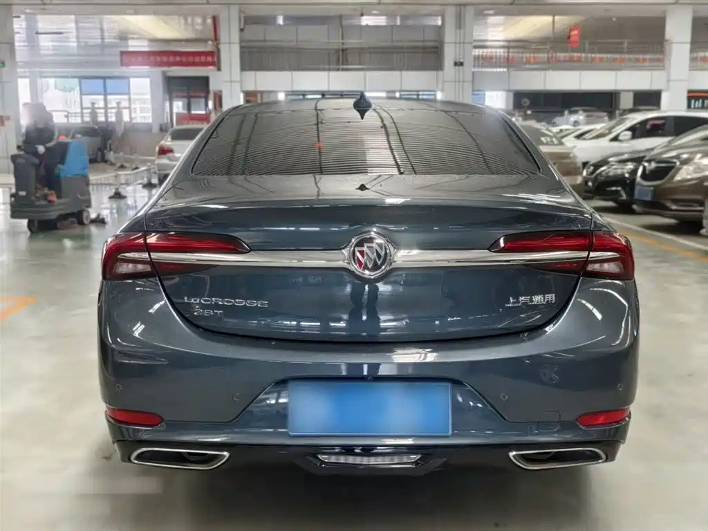 Buick LaCrosse 2019 28T Premium Model фото 6