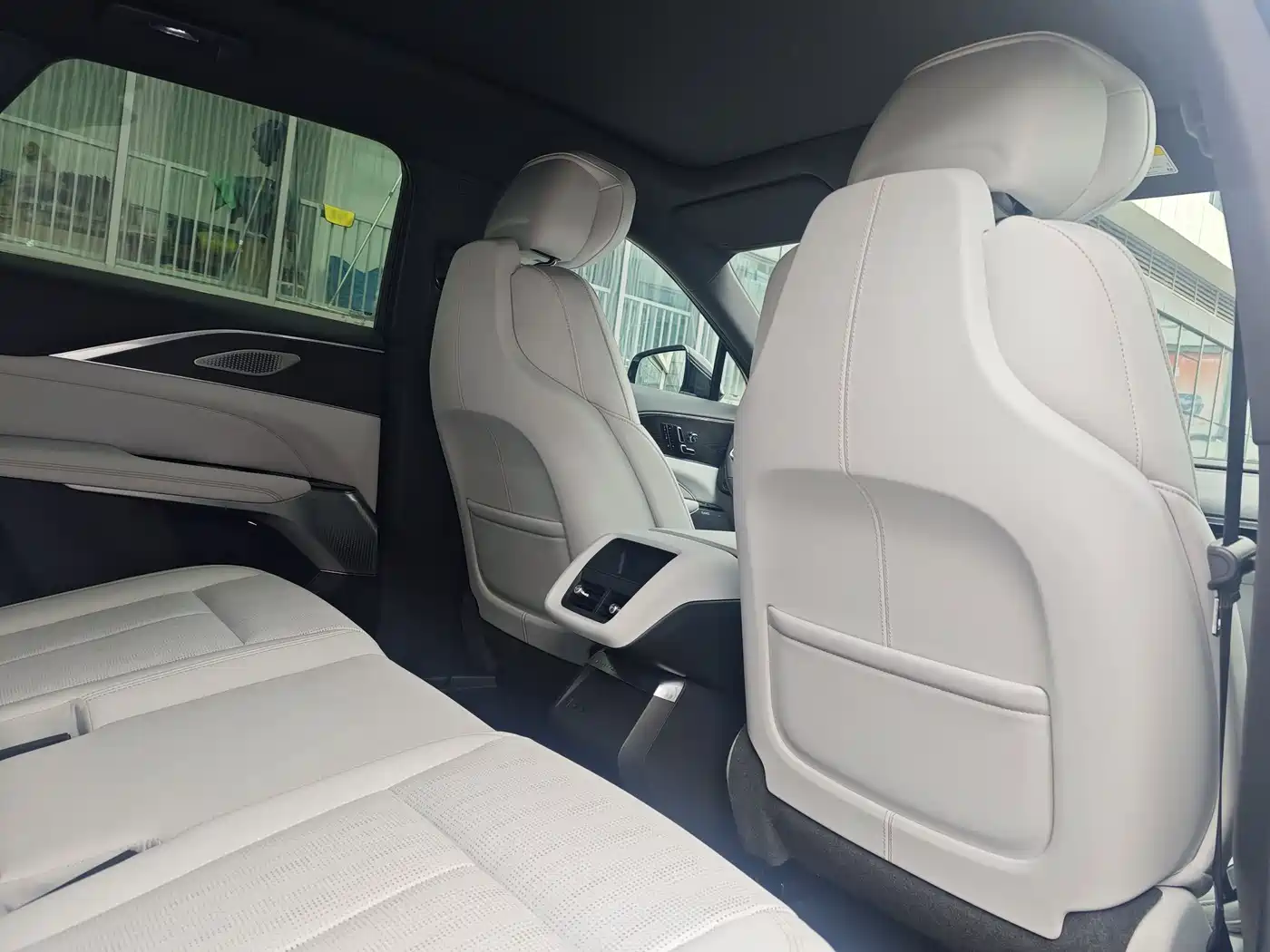 Cadillac IQ Rui Ge 2024 RWD Standard Range Luxury Edition фото 18