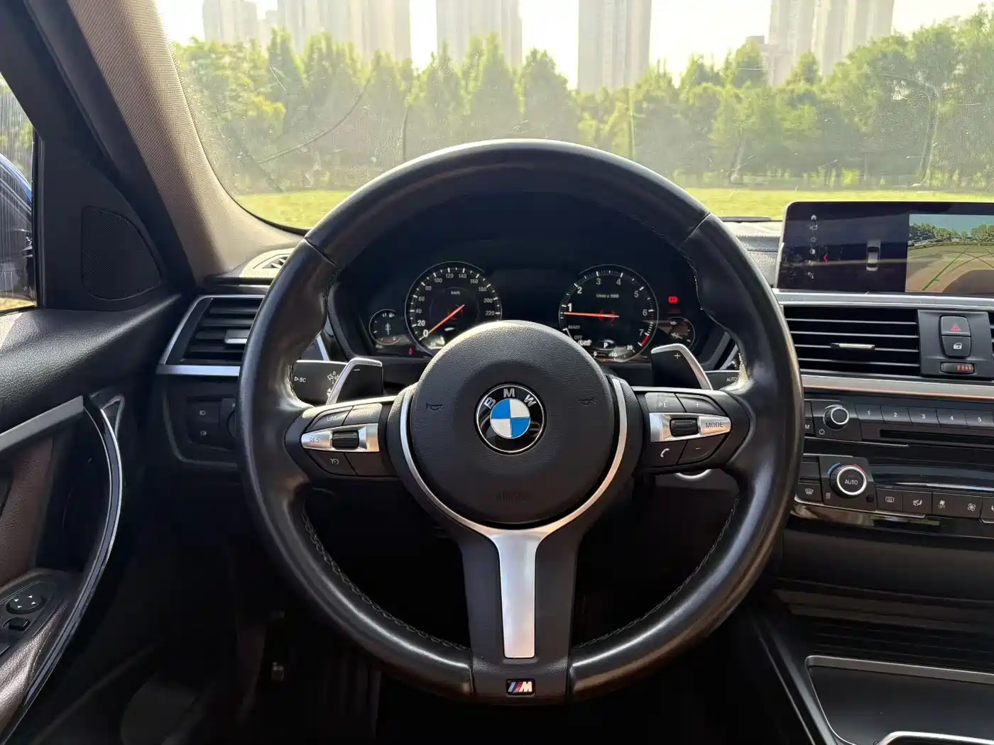 BMW 3 Series 2018 320Li Leading M Sport Package фото 8