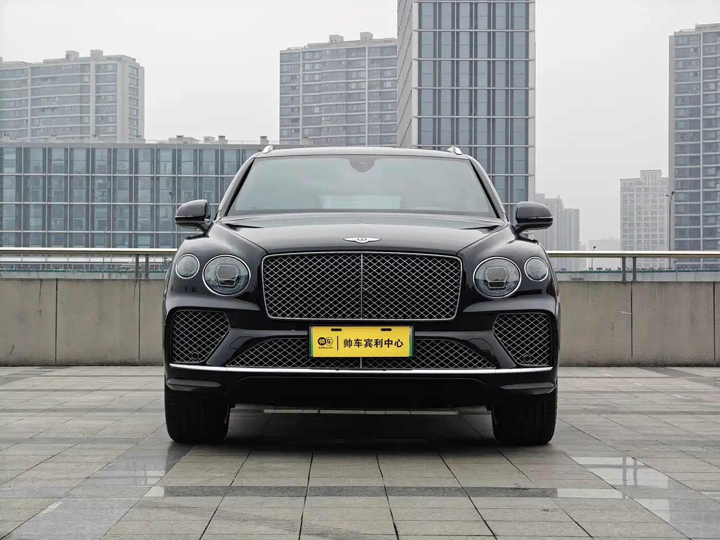 BENTLEY TIMYUE PLUG IN HYBRID