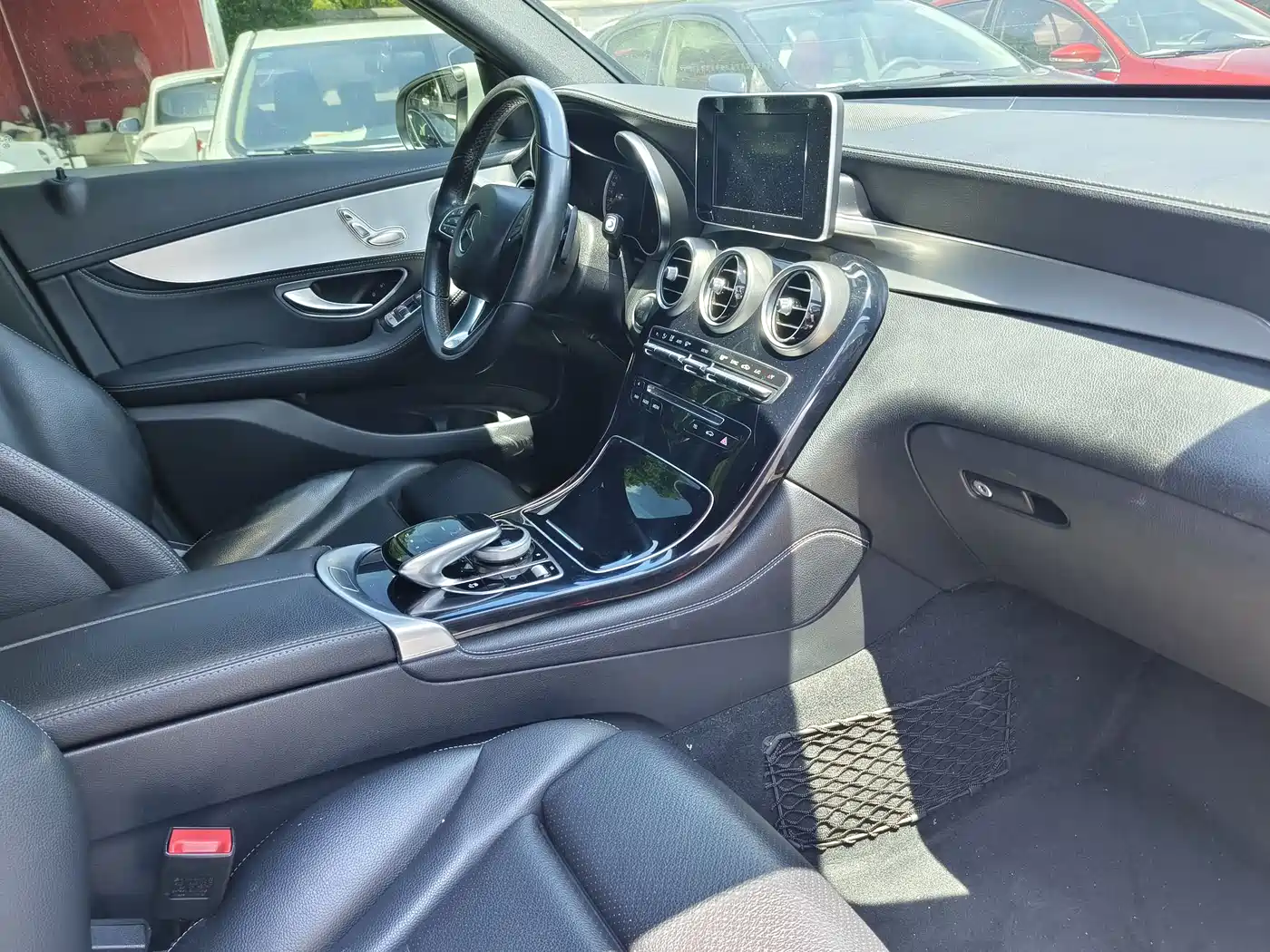 Mercedes-Benz GLC 2018 GLC 200 4MATIC фото 14