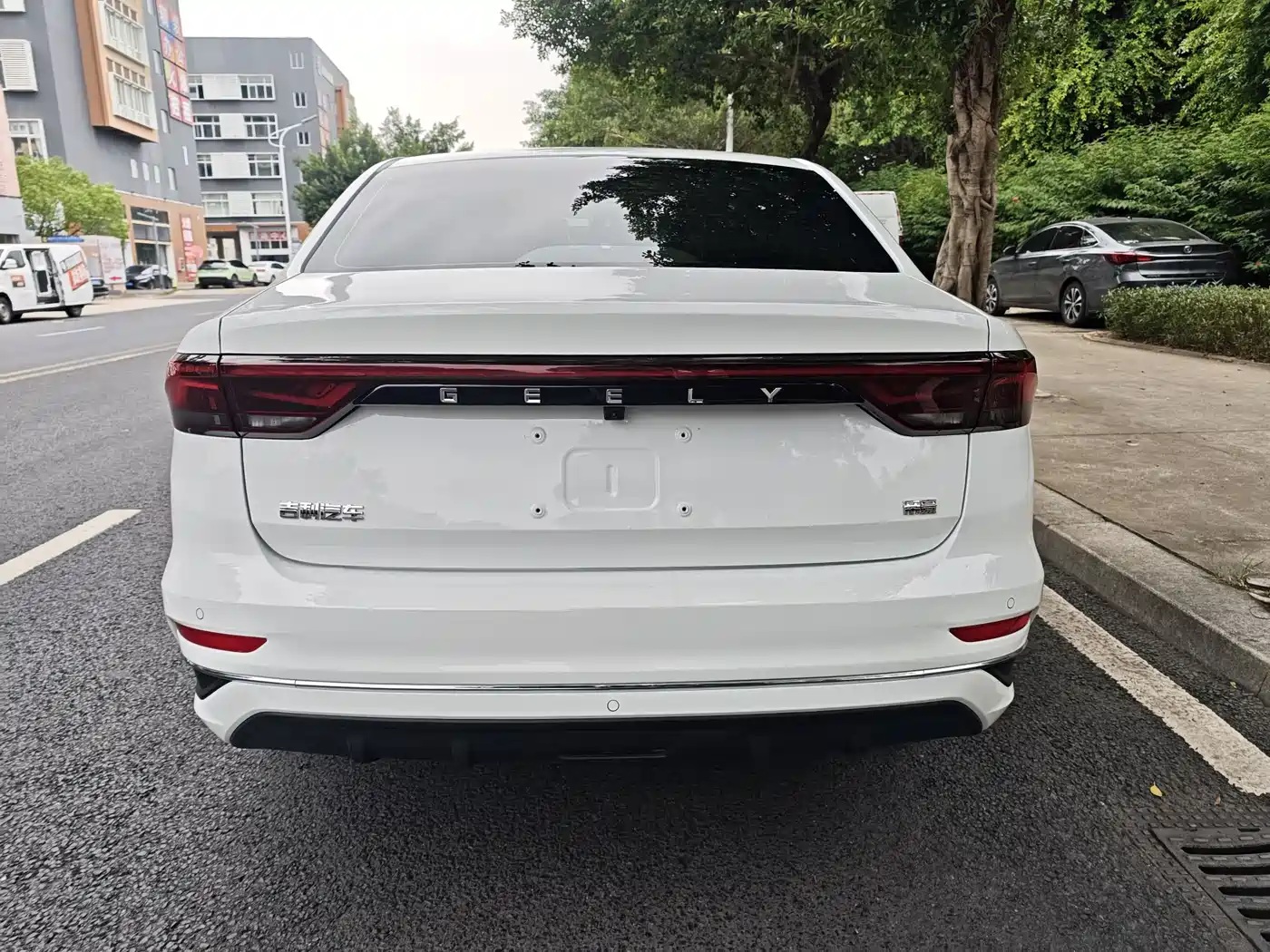 GEELY AUTOMOBILE EMGRAND