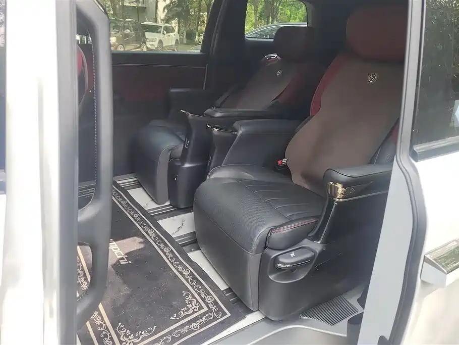 GAC Trumpchi Trumpchi M8 2023 Model Master Series 400T Ultimate Edition фото 11