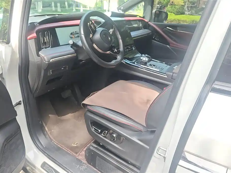 GAC Trumpchi Trumpchi M8 2023 Model Master Series 400T Ultimate Edition фото 9