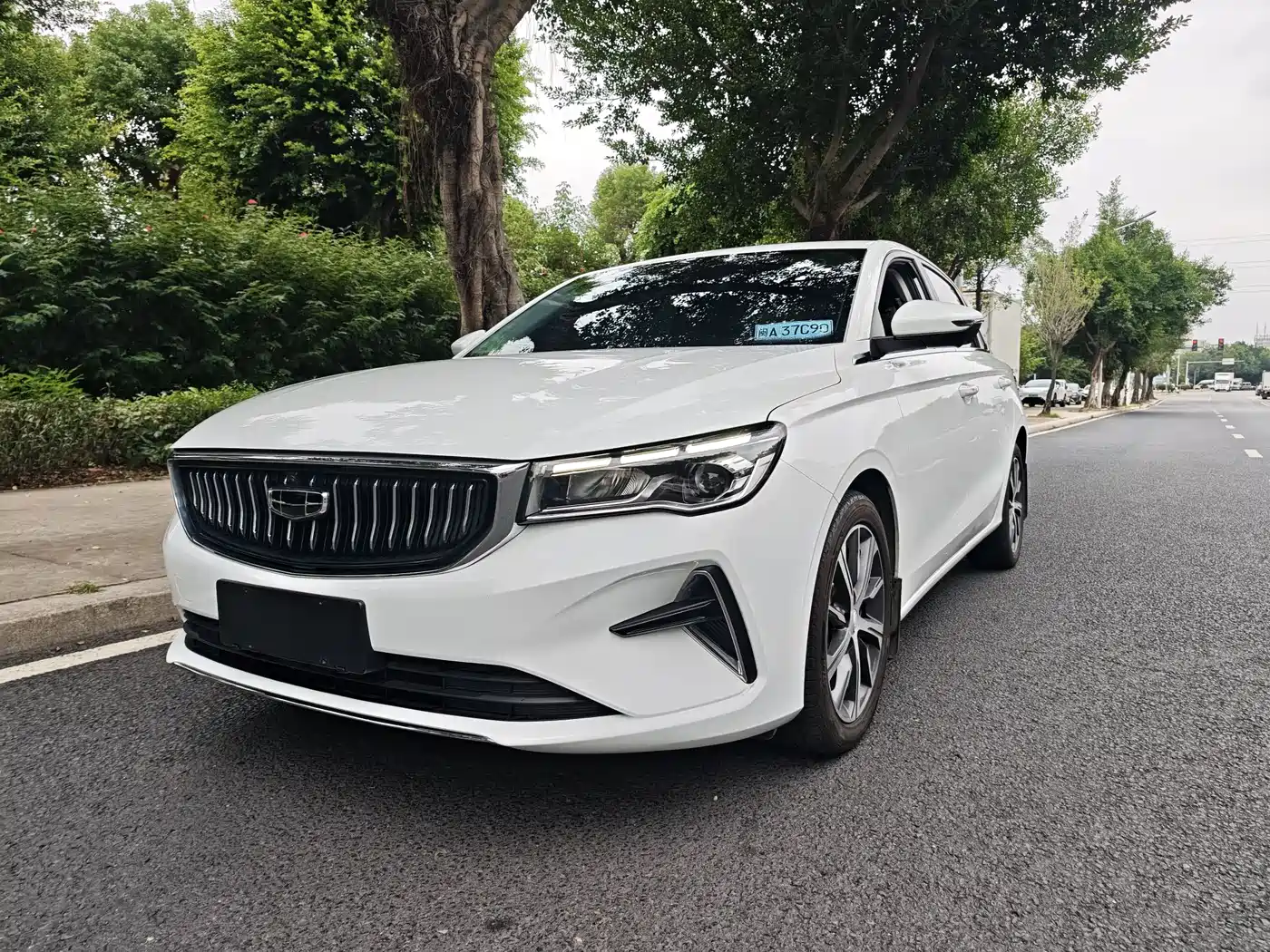 GEELY AUTOMOBILE EMGRAND