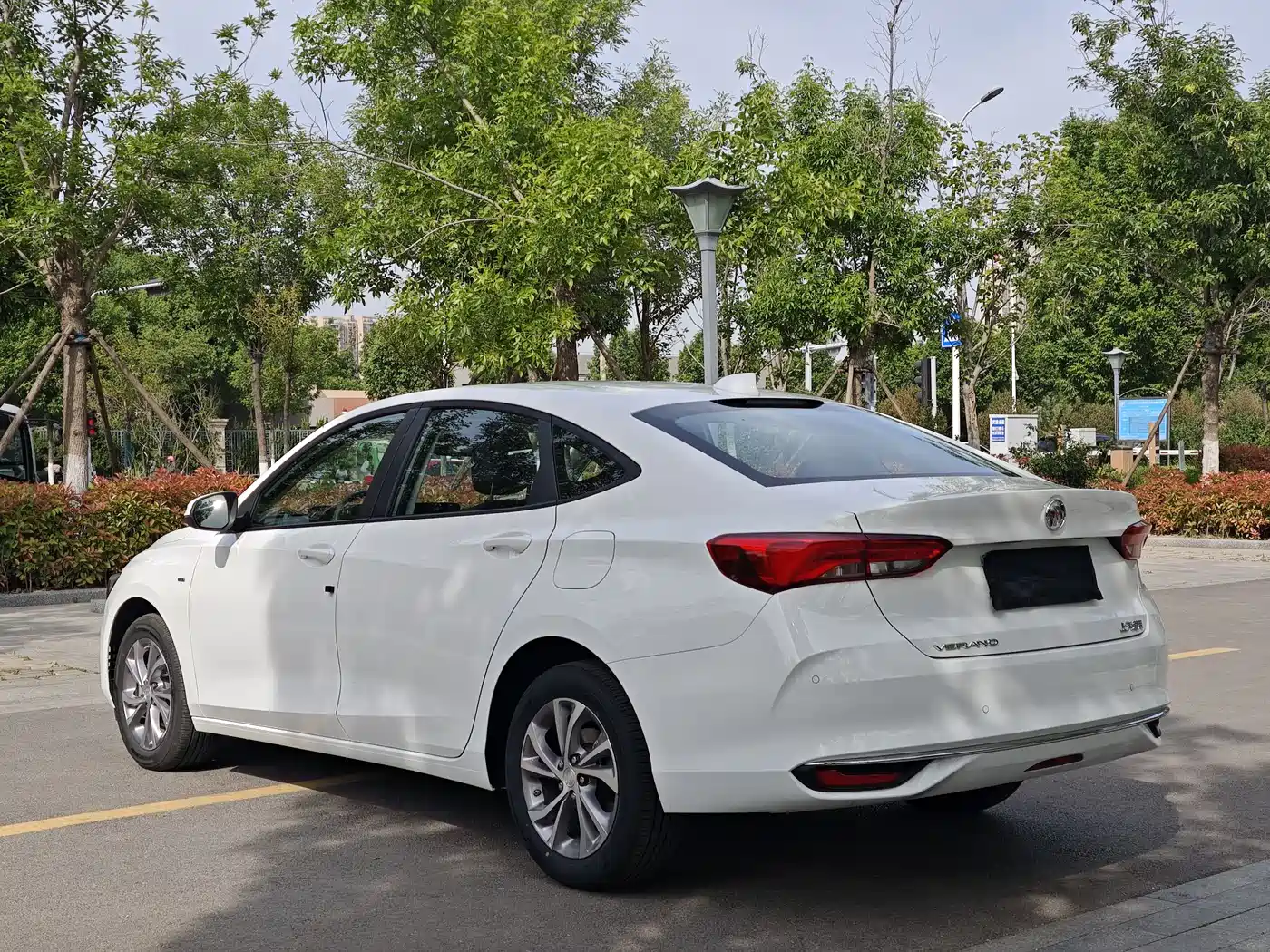 Buick Verano 2023 Pro Joy Edition фото 7