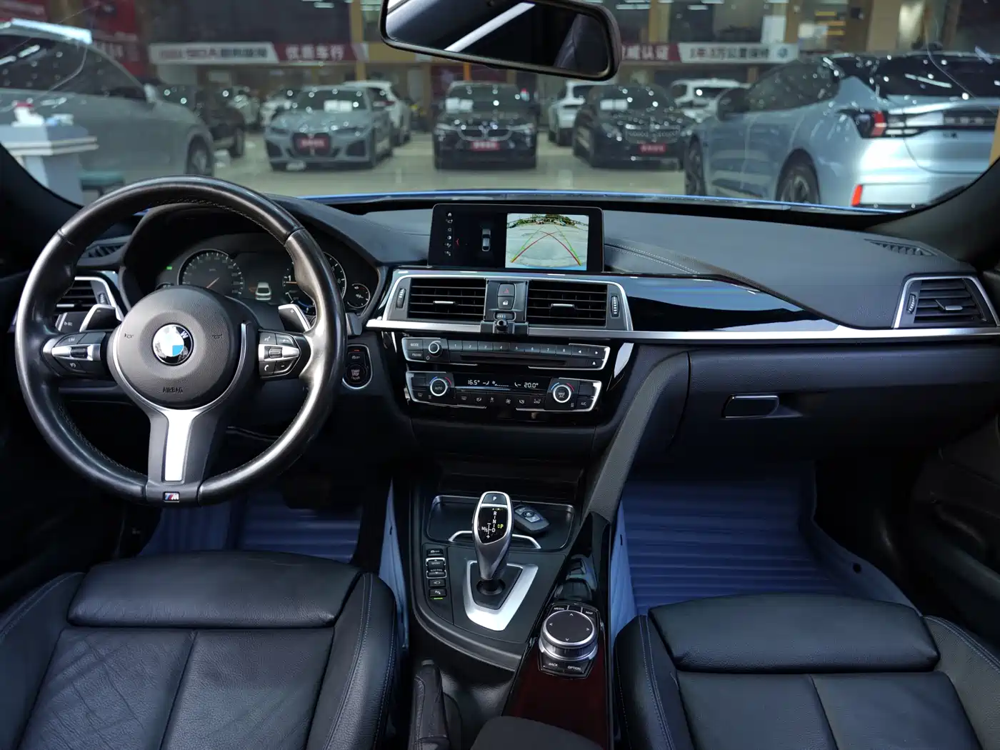 BMW 3 Series GT 2019 320i M Sport Black Night Edition фото 7