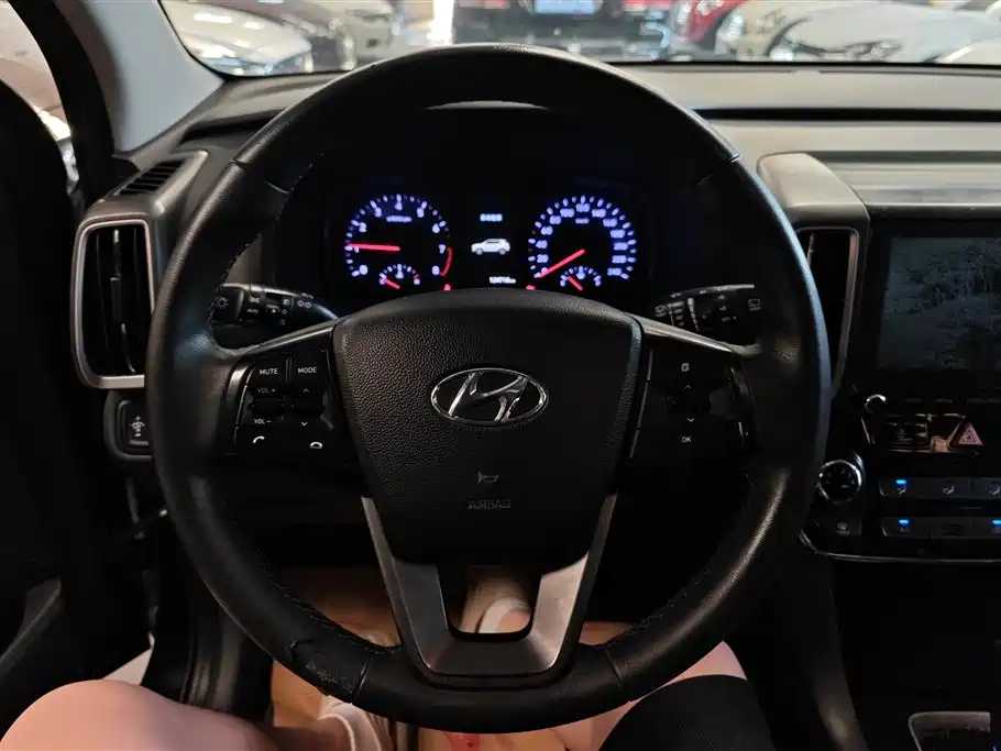 Hyundai Beijing Hyundai ix35 2018 2.0L Automatic 2WD Zhiyong·Enjoyment Edition фото 15
