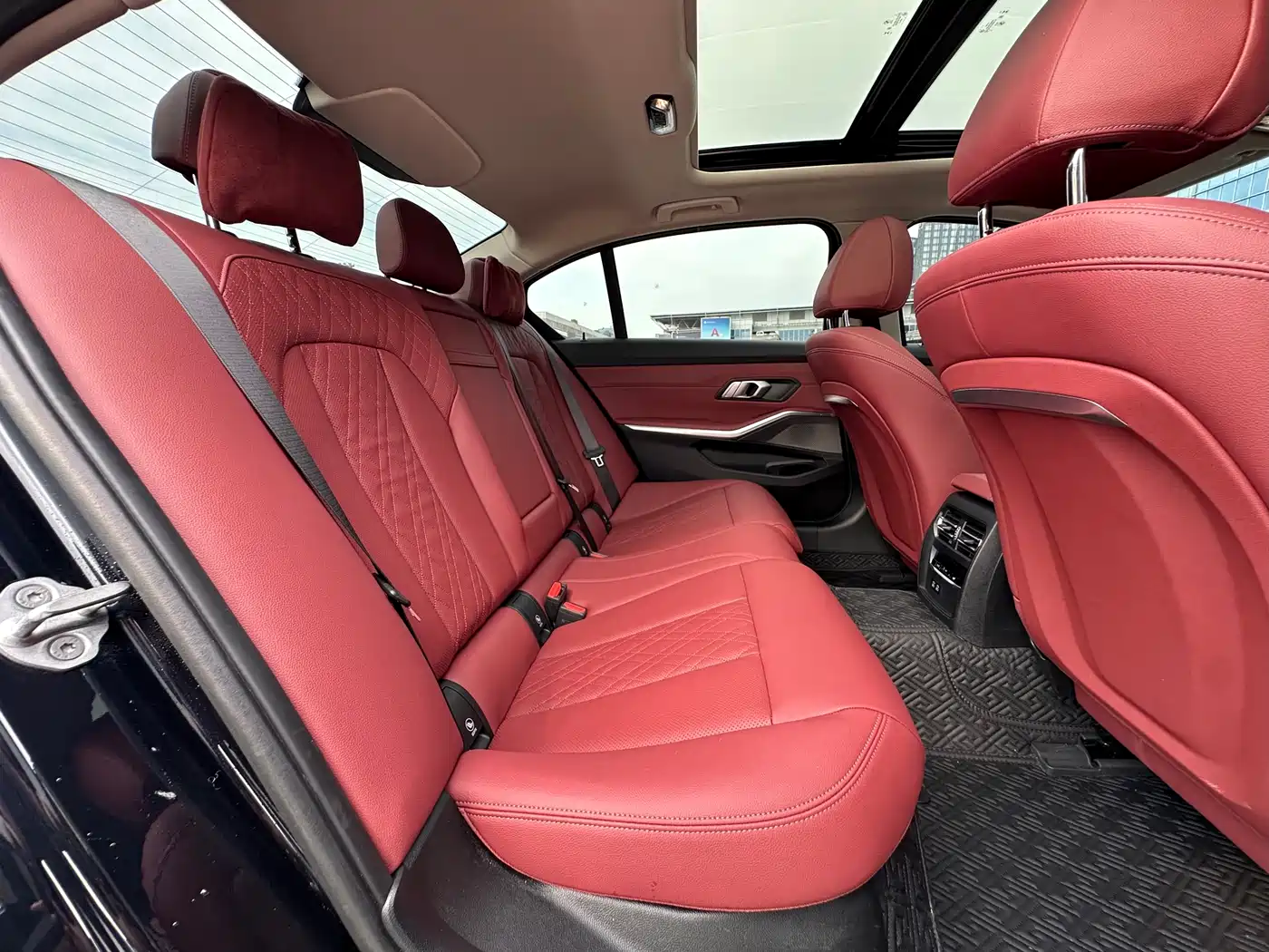 BMW i3 2024 eDrive 35 L фото 20