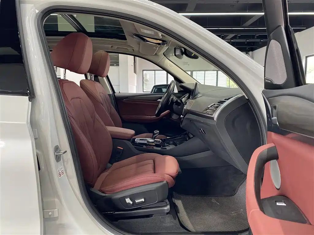 BMW X3 2022 xDrive30i Leading M Night Package фото 12