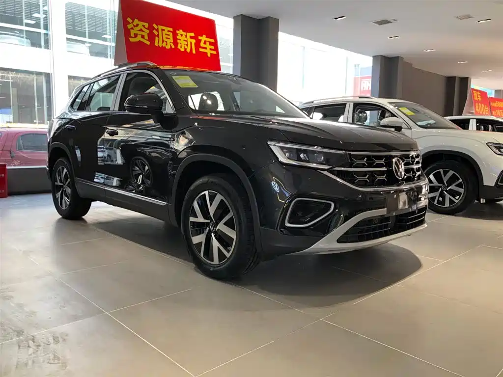 Volkswagen Tayron 2023 300TSI 2WD Luxury Plus Advanced Edition фото 3