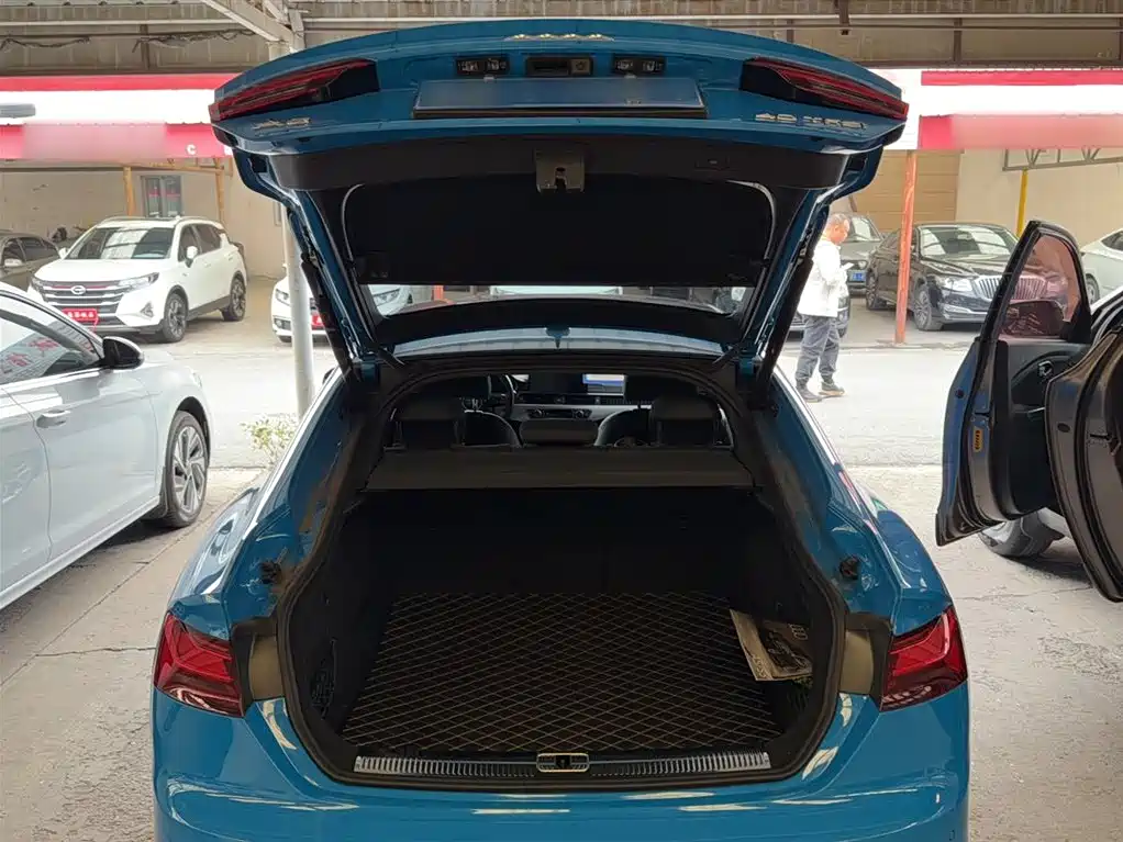 AUDI A5 (IMPORT)