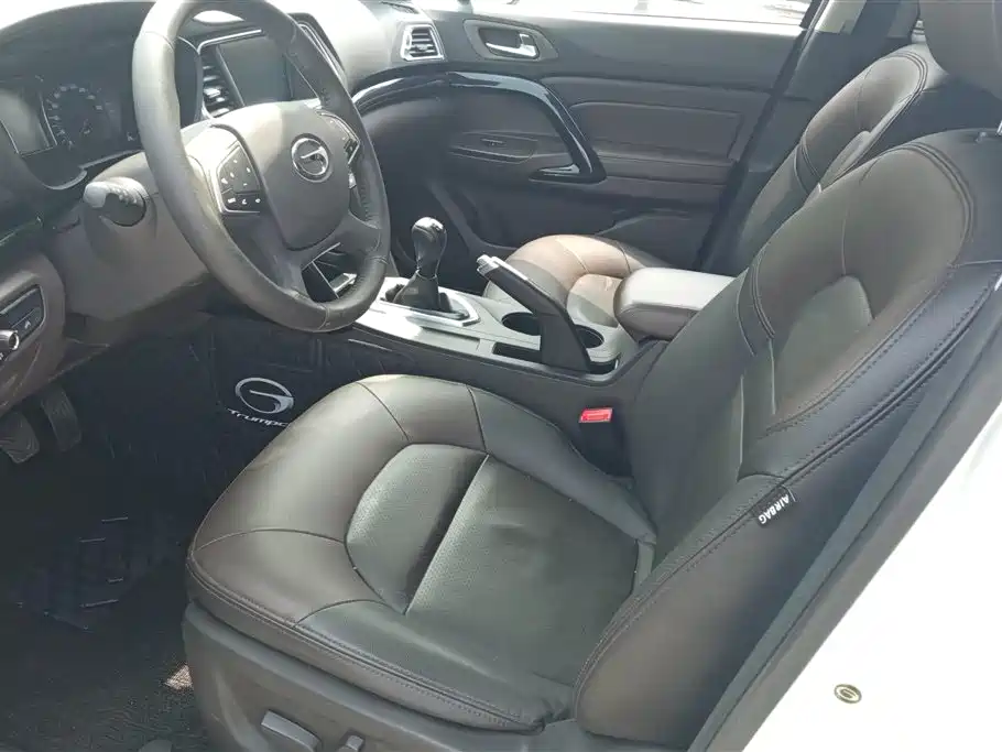 GAC Trumpchi Trumpchi GS4 2015 200T Manual Luxury Edition фото 9