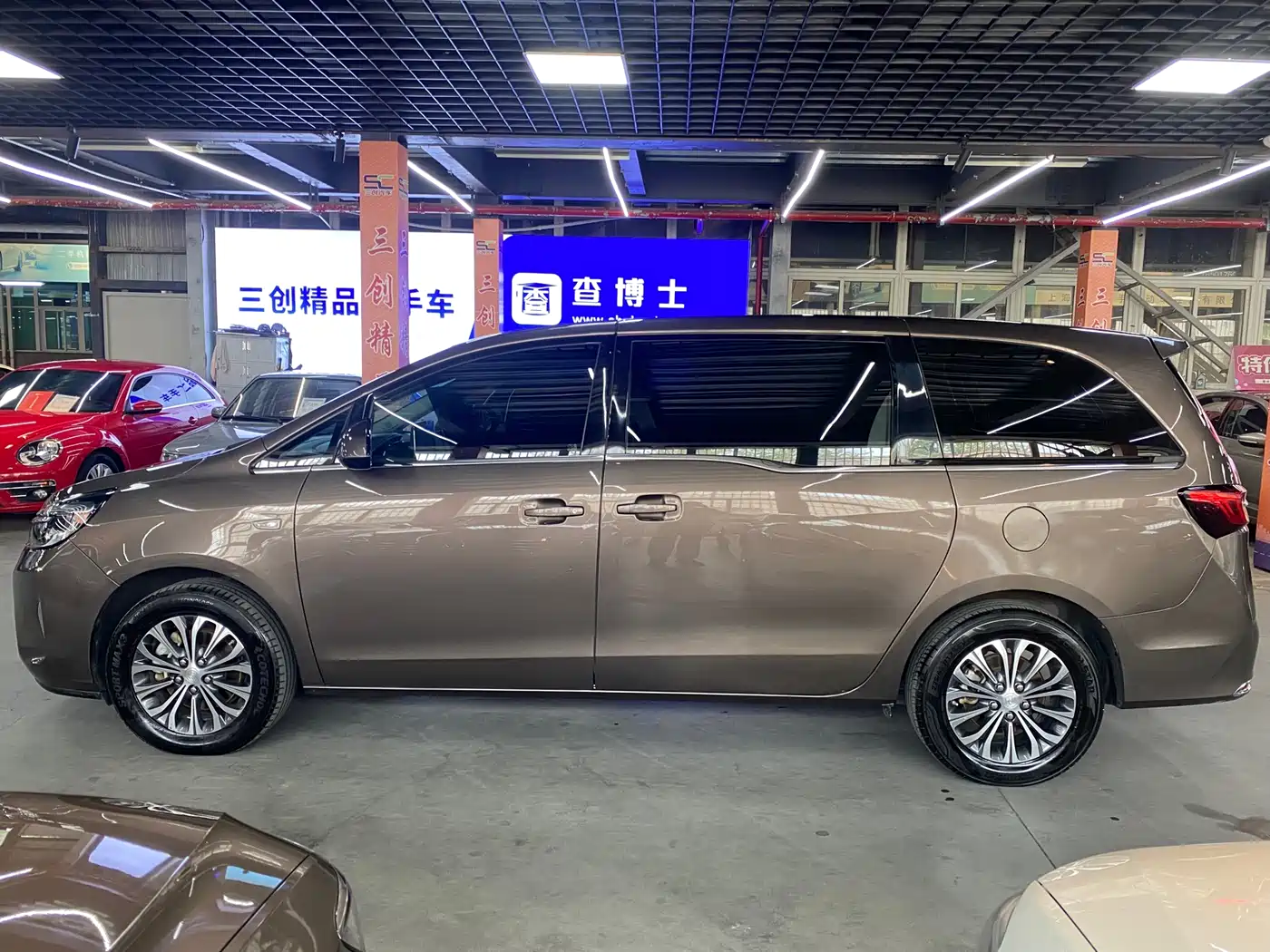 Buick GL8 2022 Land Business Class 652T Comfort фото 8