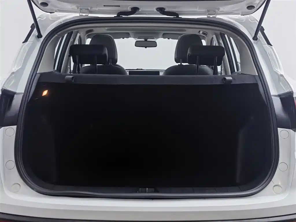 GEELY AUTOMOBILE BINYUE