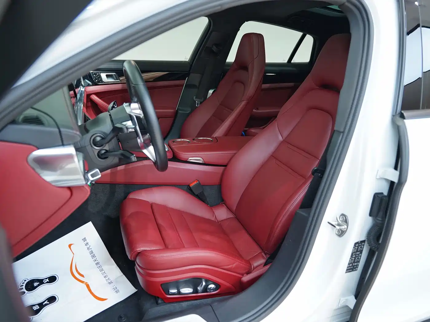 Porsche Panamera 2017 Panamera 3.0T фото 21