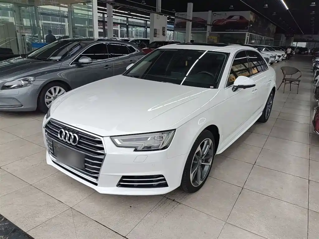 Audi A4L 2018 30th Anniversary 40 TFSI Progressive