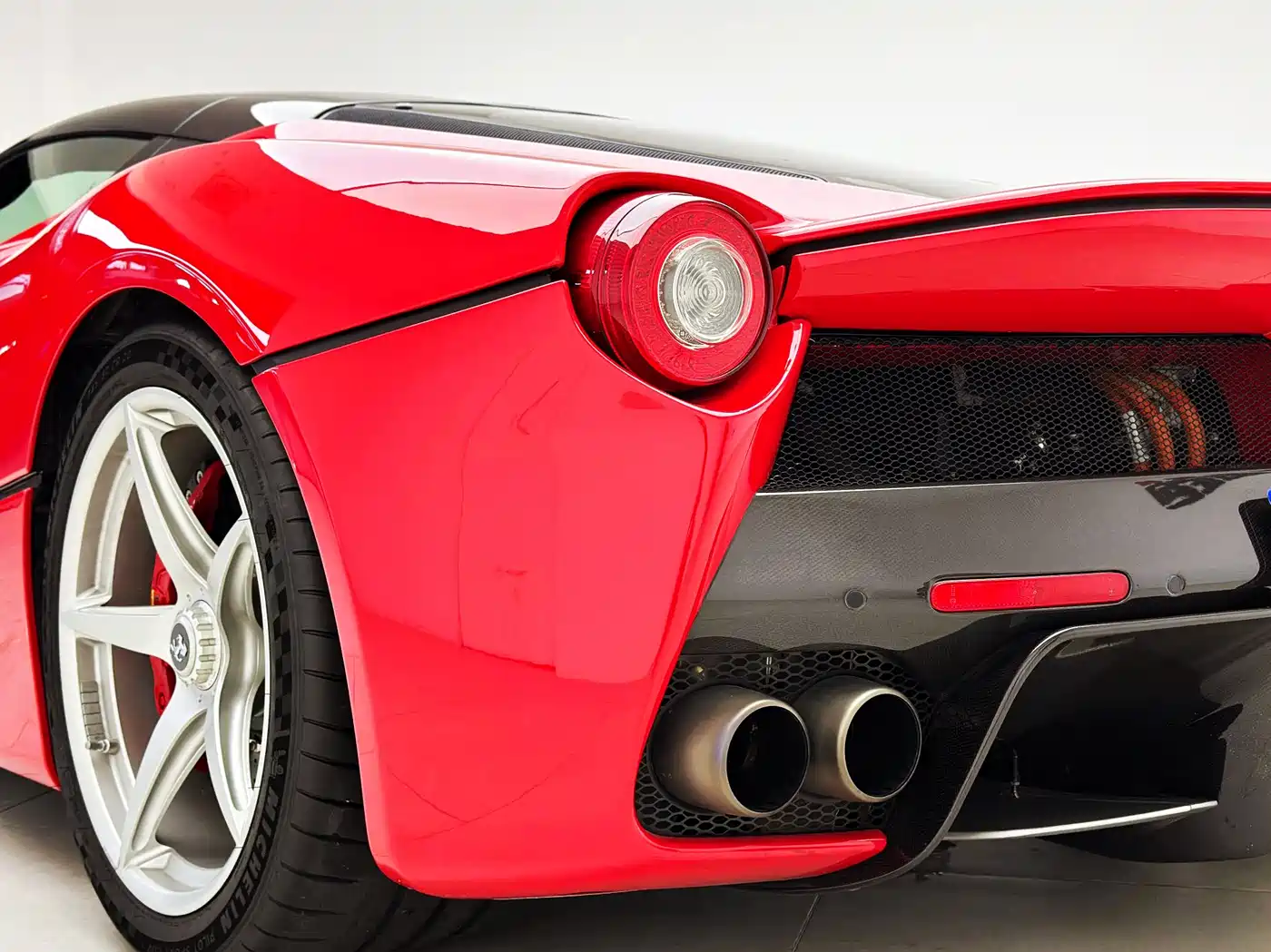 Ferrari LaFerrari 2015 2014 6.3L Standard Edition