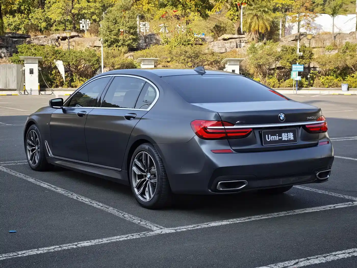 BMW 7 Series 2018 740Li xDrive Premium Type M Sport Package фото 4