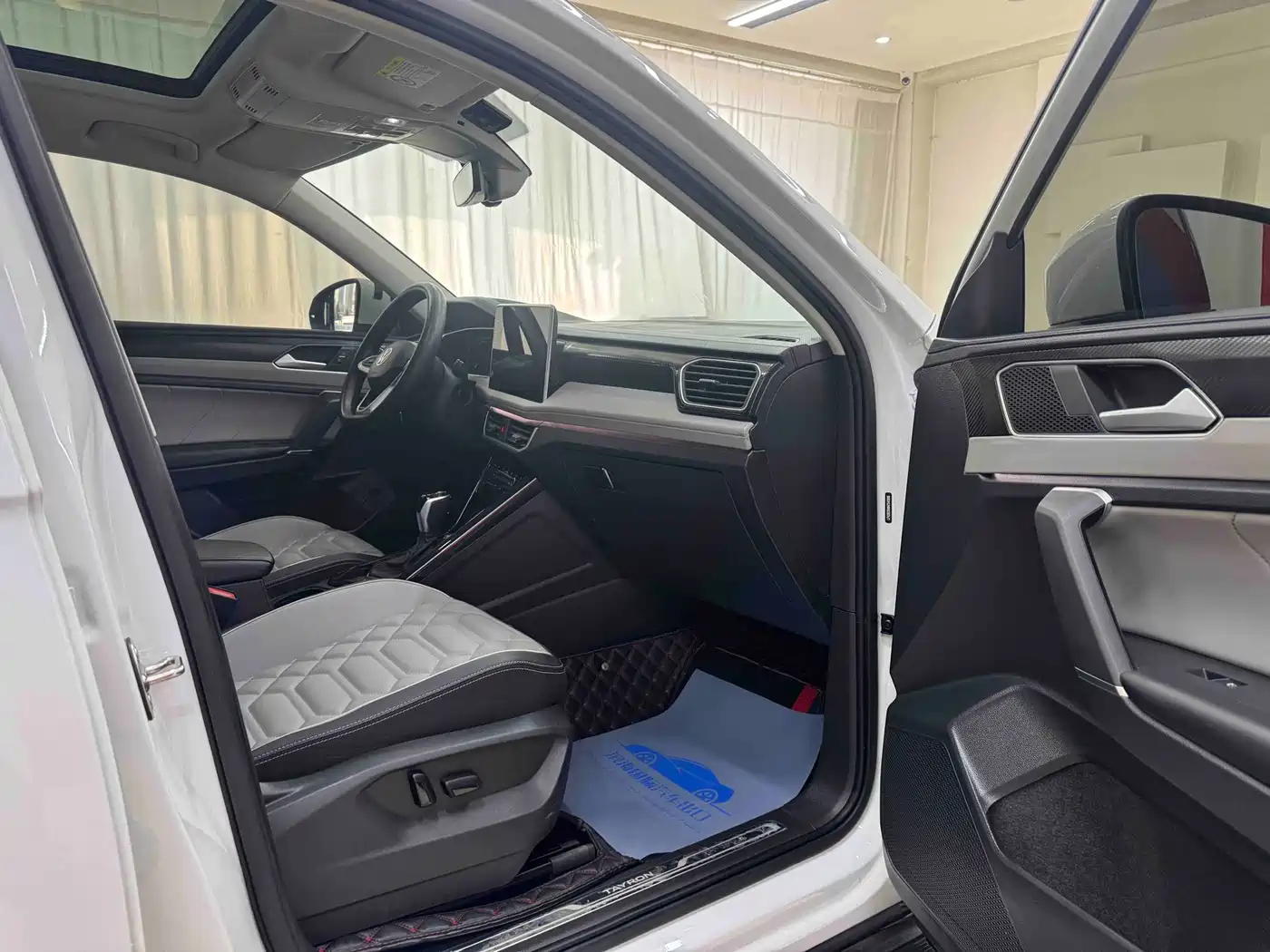 Volkswagen Tayron 2023 280TSI 2WD Luxury Plus Advanced Edition фото 10