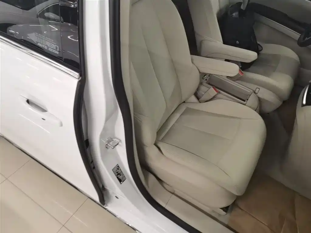Buick GL8 2023 Model Land Business Class Smart фото 20
