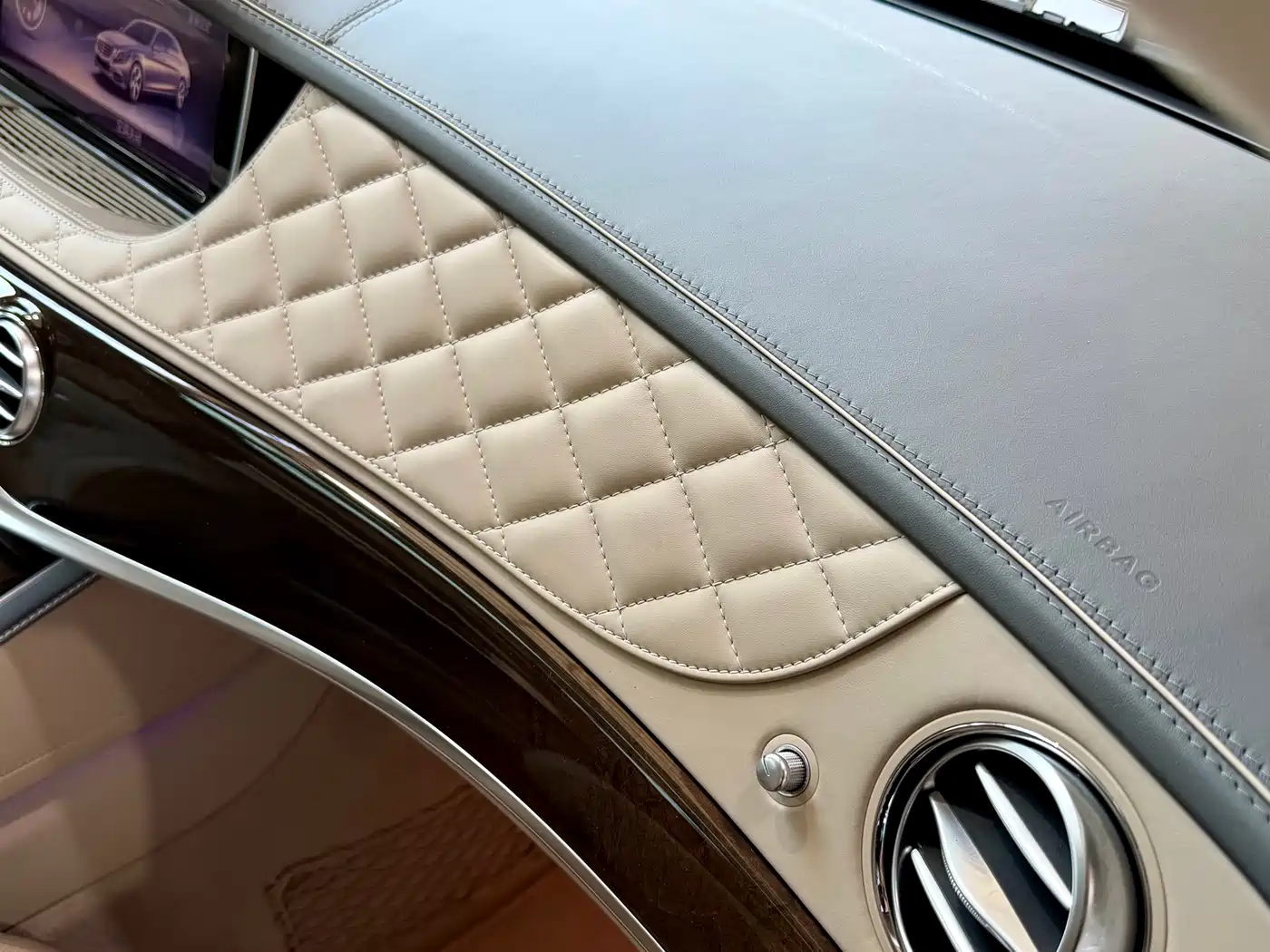 Mercedes-Benz Maybach S-Class 2017 S 600 фото 18