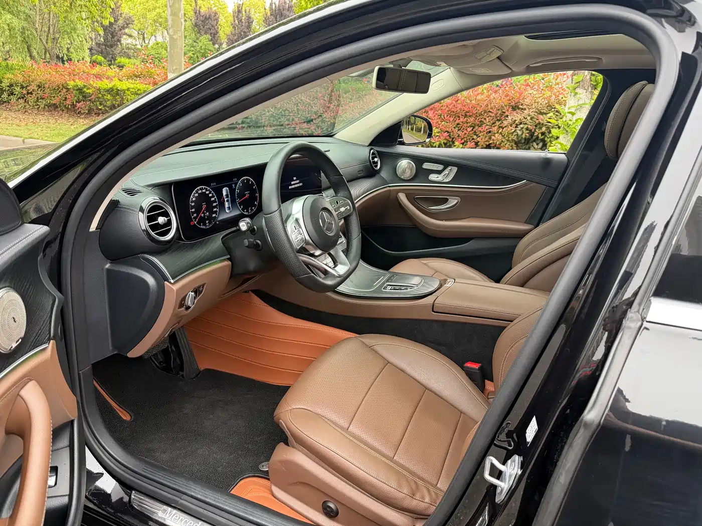Mercedes-Benz E-Class 2019 E 300 L Sport Luxury фото 7