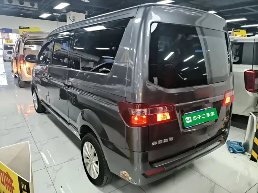 2023 Jinbei Golden Sea Lion M Classic