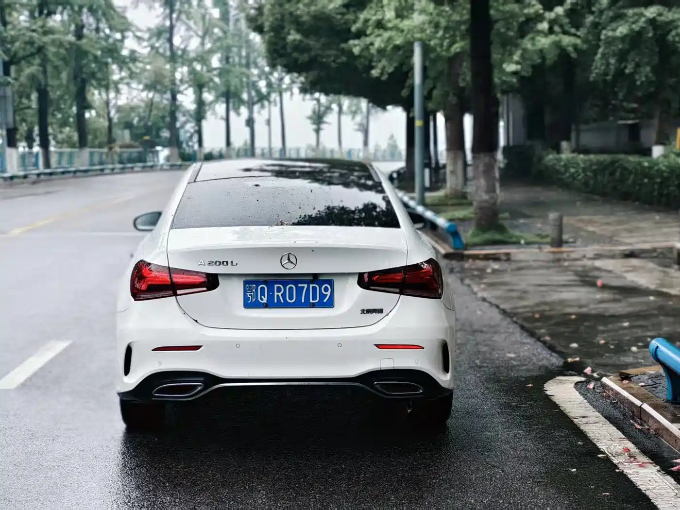 Mercedes-Benz A-Class 2021 A 200 L Sport Sedan Fashion Edition фото 8
