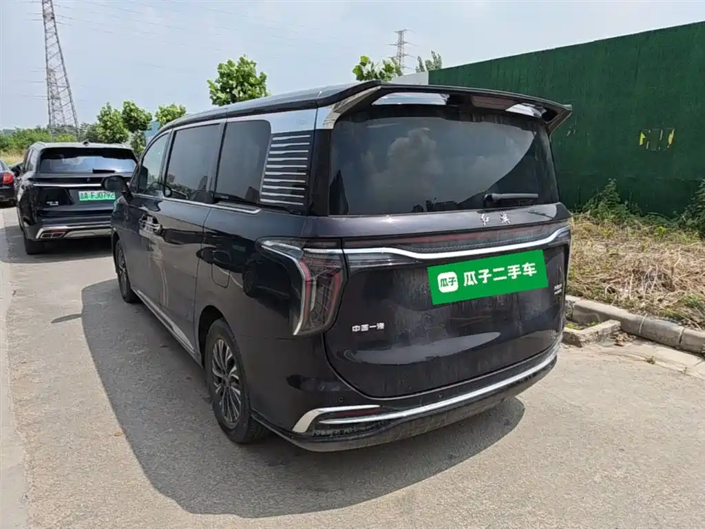 Hongqi HQ9 PHEV 2024 Model 2.0T AWD Business Edition фото 5