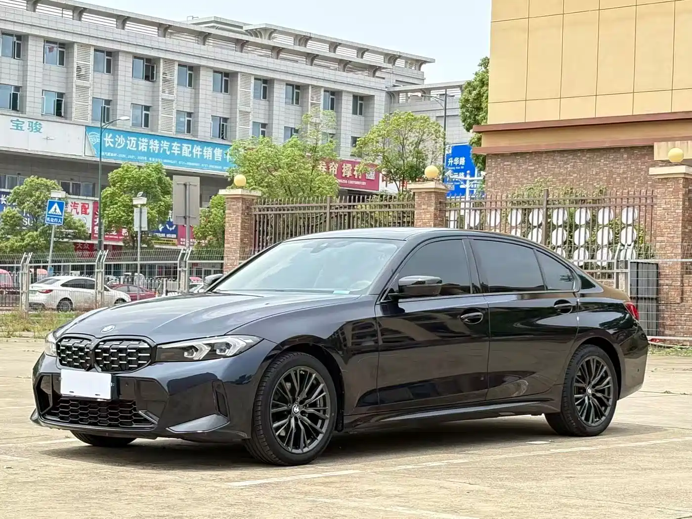 BMW 3 Series 2024 325Li M Sport Shadowline Package