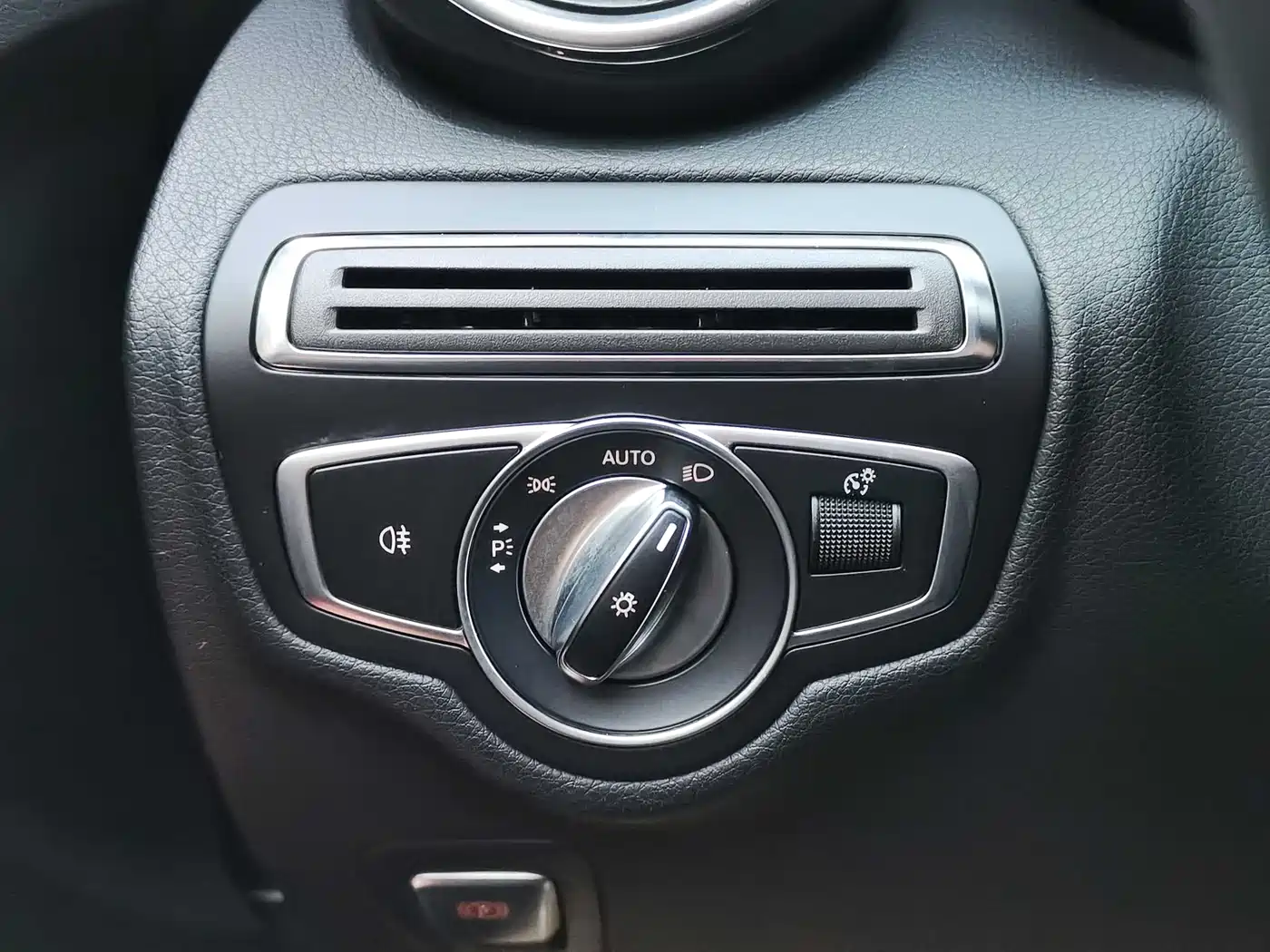 Mercedes-Benz C-Class 2019 C 260 L Sport фото 17